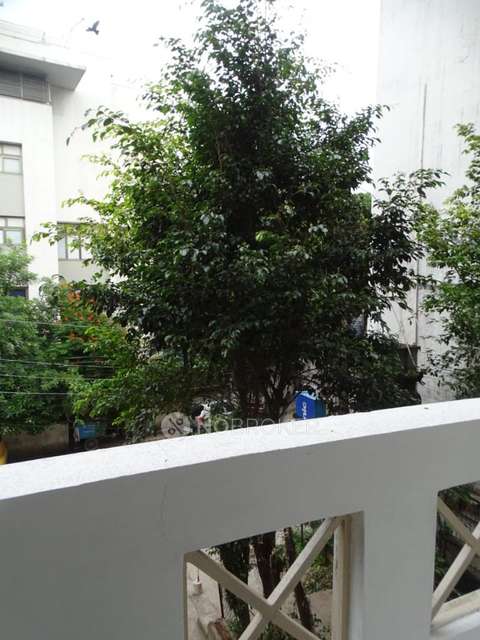 2 BHK Flat In Rajeshwari Gayatri Sadan For Sale  In Kachiguda