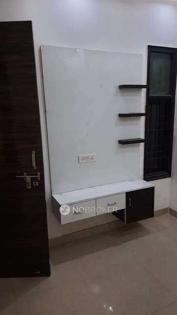 2 BHK Flat In Shubhkamna Apartment For Sale  In  Sahibabad