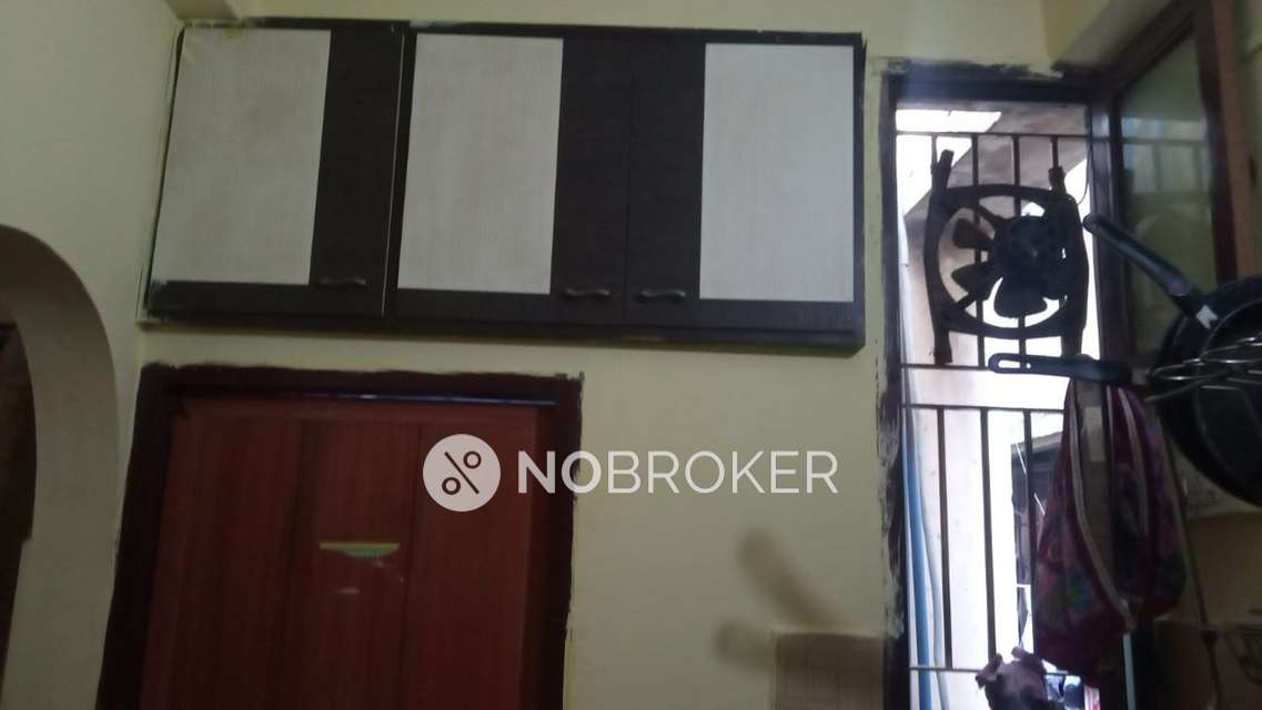 2 BHK Flat In Apartment For Sale  In  Triplicane