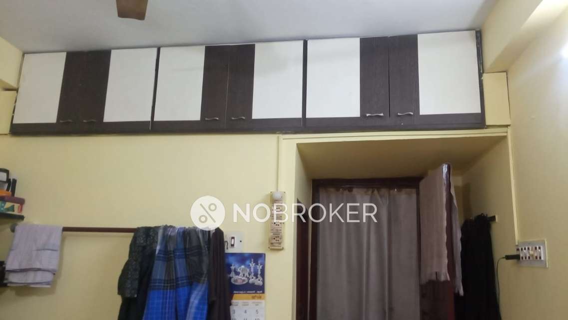2 BHK Flat In Apartment For Sale  In  Triplicane