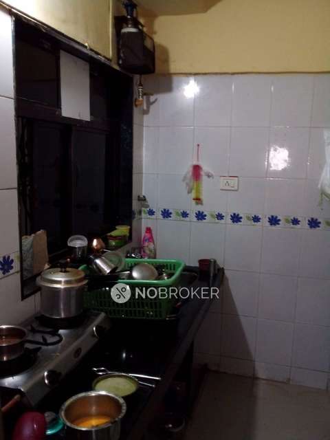 2 BHK Flat In Om Ganesh Building For Sale  In  Borivali West