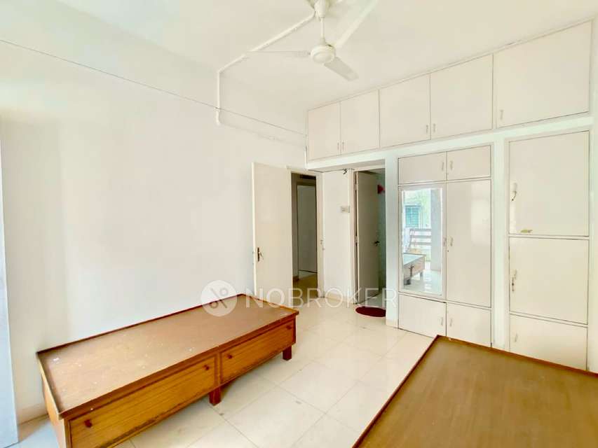 2 BHK Flat In Model Colony for Rent  In Deep Bungalow Chowk