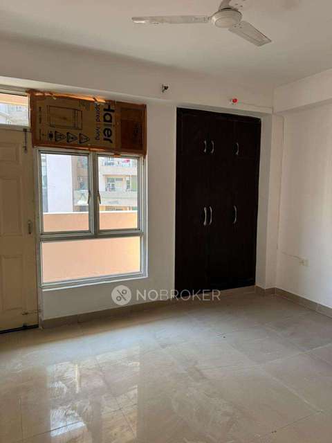 3 BHK Flat In Supertech Capetown For Sale  In Sector 74