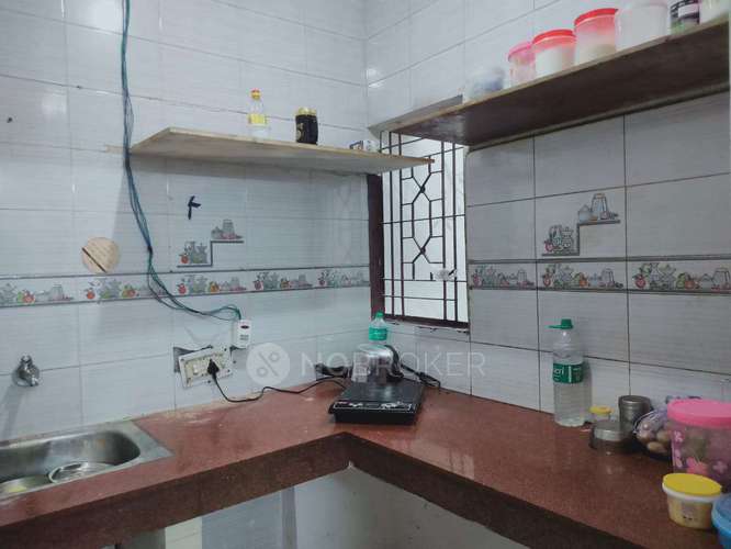 VP block , Pitam Pura VP block, Pitampura Rent WITHOUT BROKERAGE Semi