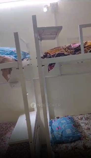 PG for Girls in Narayan Peth