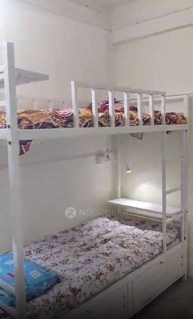 PG for Girls in Narayan Peth