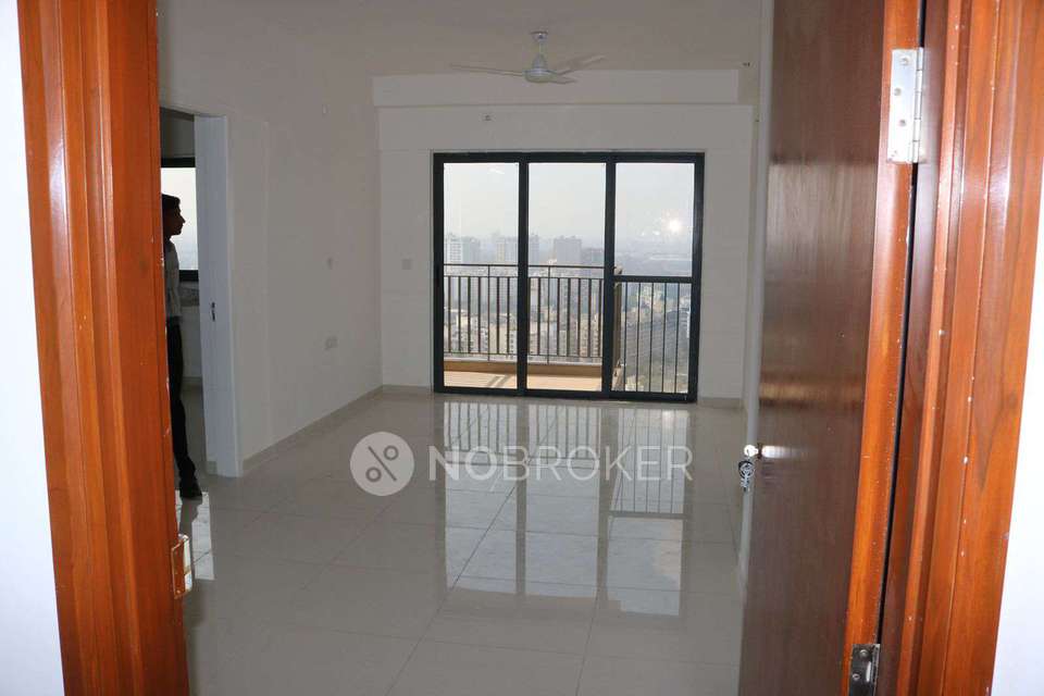 2 BHK Villa In Amanora Gold Towers for Rent  In Hadapsar