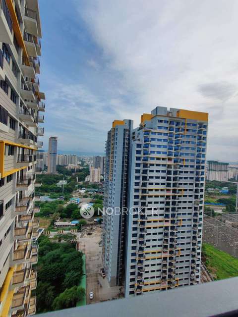 2 BHK Villa In Amanora Gold Towers for Rent  In Hadapsar