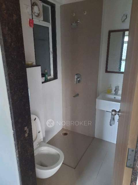 1 BHK Flat In Godrej Tranquil For Sale  In Kandivali East