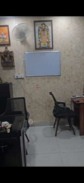 Shop in Sector 4, Greater Noida for Rent 