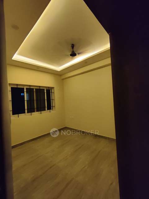 3 BHK Flat In Shree Lakshmi Grand for Rent  In 1st Block Koramangala