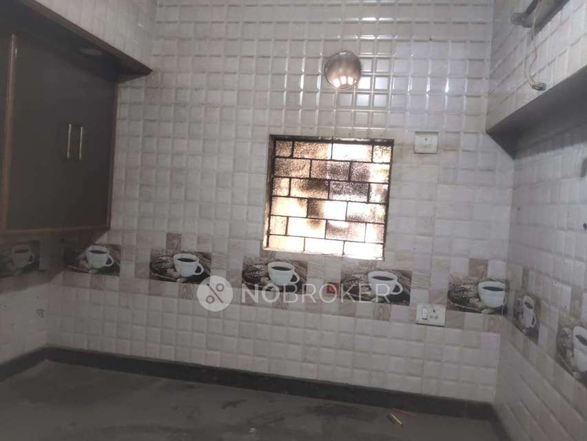 2 BHK Flat In Bda Flats  For Sale  In   Pitampura