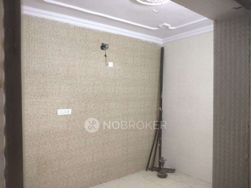 2 BHK Flat In Bda Flats  For Sale  In   Pitampura