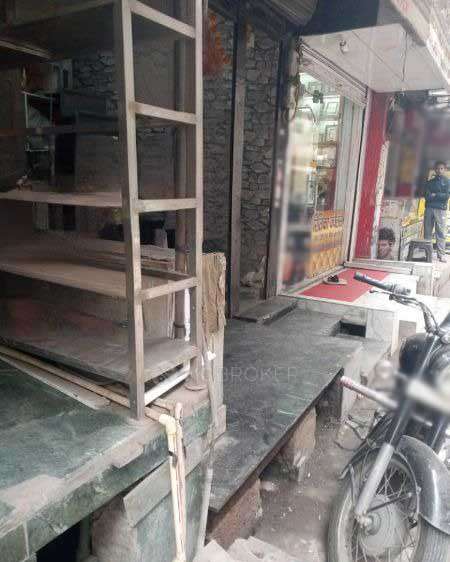 Shop in New Ashok Nagar, Delhi for Rent 