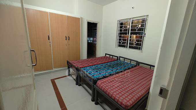 PG for Boys in Btm Layout