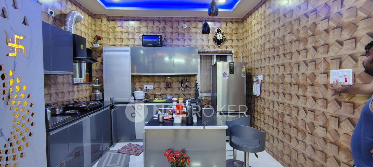 4+ BHK House For Sale  In Balanagar