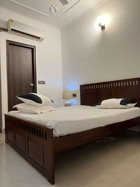 2 BHK Flat For Sale  In Vasant Kunj