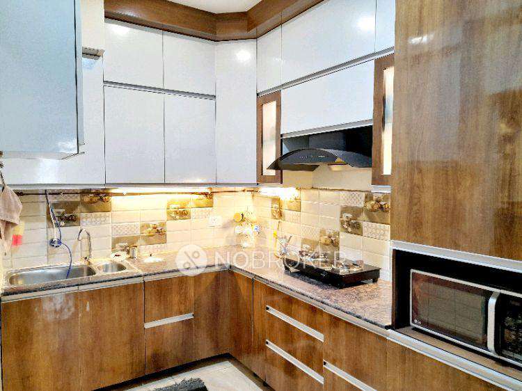 3 BHK Flat In Gaur City 2 14th Avenue For Sale  In 14th Ave