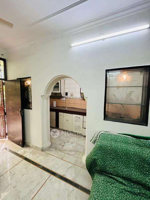 2 BHK Flat For Sale  In Shalimar Bagh
