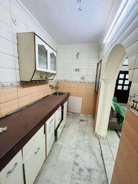 2 BHK Flat For Sale  In Shalimar Bagh