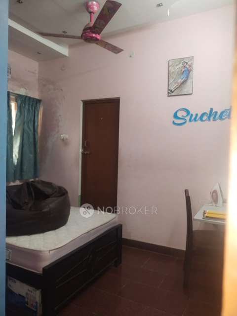 4 BHK Flat In Rasi Apartment For Sale  In Saligramam