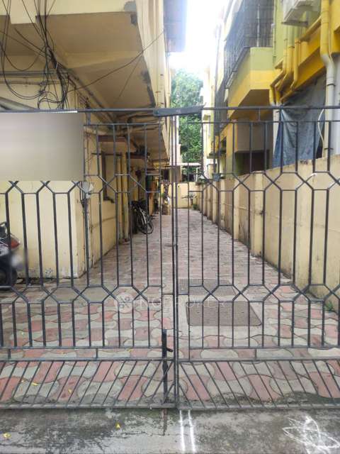 4 BHK Flat In Rasi Apartment For Sale  In Saligramam