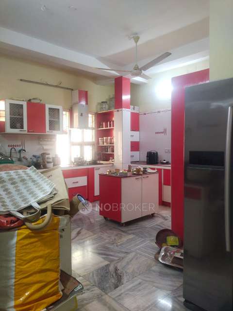 4 BHK Flat In Rasi Apartment For Sale  In Saligramam