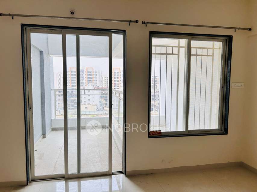 2 BHK Flat In Mulik Luxuria for Rent In Wagholi