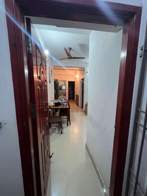 2 BHK Flat In Maple Towers For Sale  In Virugambakkam