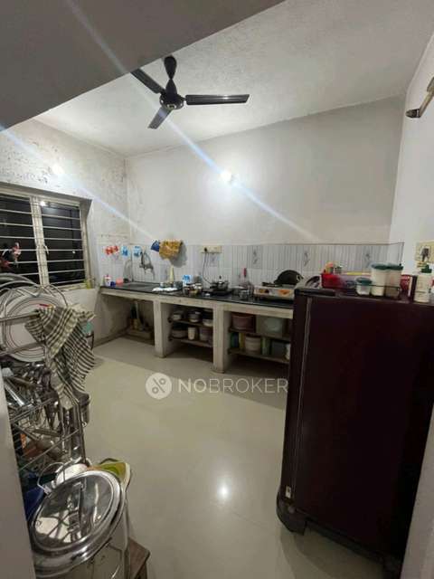 2 BHK Flat In Maple Towers For Sale  In Virugambakkam