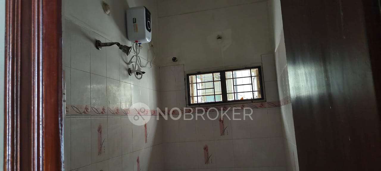 3 BHK Flat In Standardlone Building  For Sale  In  Hakimpet