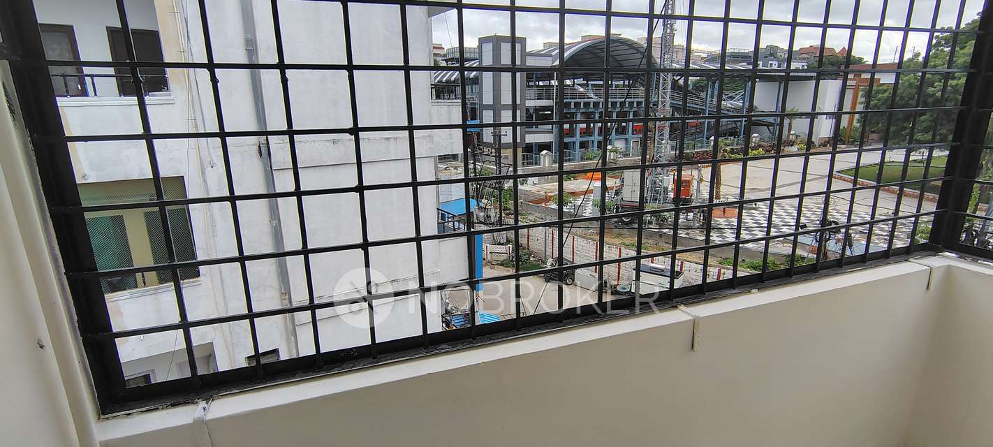 2 BHK Flat In Anurag Appartment For Sale  In Begumpet