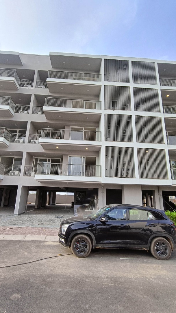 Dlf Independent Floors At Dlf Gardencity Sector 91 92