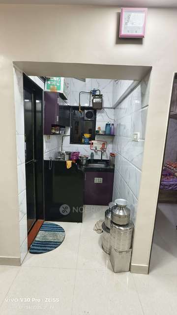 1 RK Flat In New Ekata Hsg  For Sale  In Mahim