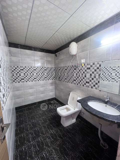 4 BHK Flat In Saya Gold Avenue, Plot 101, Block A, Vaibhav Khand, Indirapuram, Shipra Suncity, Indirapuram, Ghaziabad, Uttar Pradesh 201014, India For Sale  In Plot 101, Block A, Vaibhav Khand, Indirapuram, Shipra Suncity, Indirapuram, Ghaziabad, Uttar Pradesh 201014, India