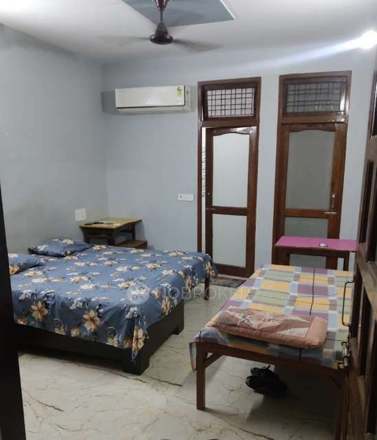 PG for Anyone in Sector 18