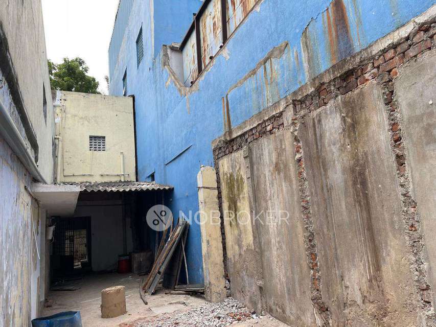 Godown/Warehouse in Vyasarpadi, Chennai for sale 