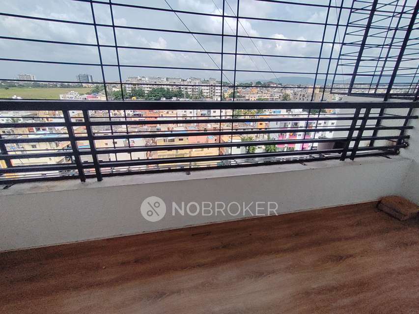 1 BHK Flat In Polence Luxuria  For Sale  In Hadapsar 