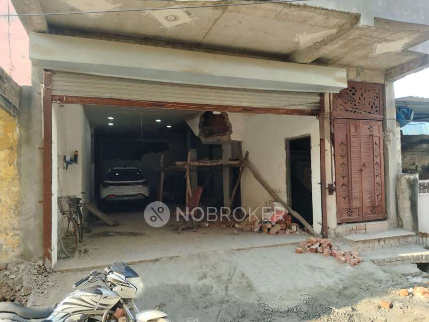 Shop in Narela, Delhi for Rent 