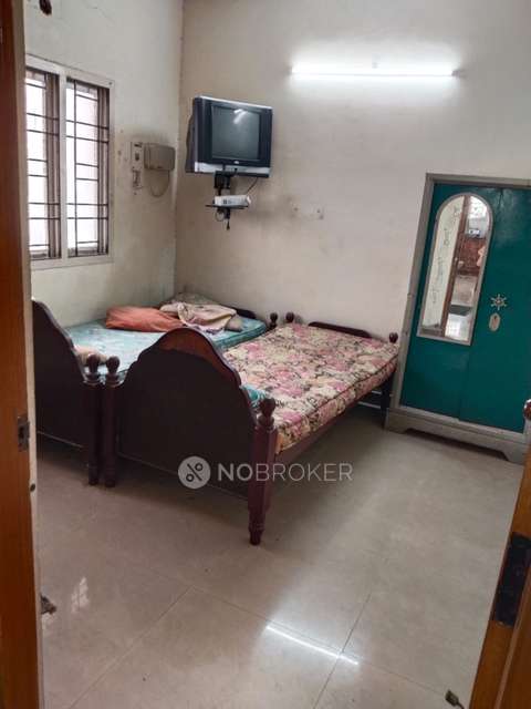 PG for Boys in Karapakkam