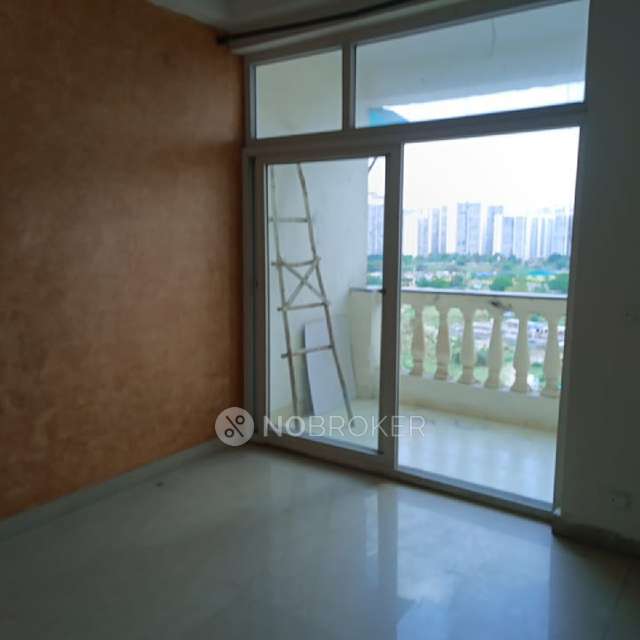 2 BHK Flat In Amrapali Silicon City For Sale  In  Sector 76