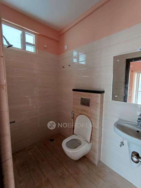 3 BHK Flat In Splendid Lakedews For Sale  In Begur