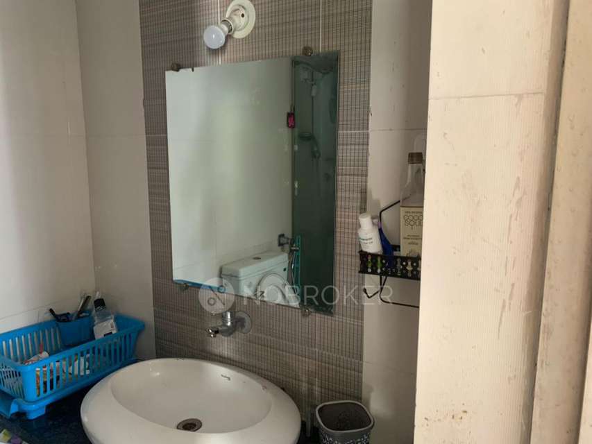 3 BHK Flat In Spring Valley, Spring Valley Magarpatta For Sale  In  Hadapsar