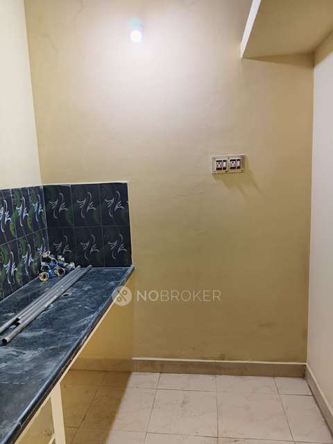 2 BHK Flat In Teachers Colony For Sale  In Mannivakkam 