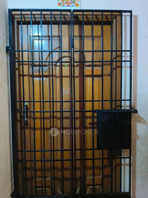 2 BHK Flat In Teachers Colony For Sale  In Mannivakkam 