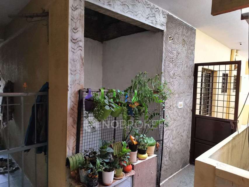 2 BHK Flat In Apartment For Sale  In Okalipuram, Srirampura