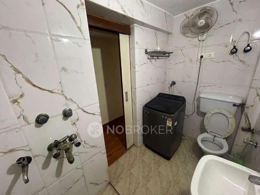 3 BHK Flat In Navyug Adarsh Apartment  For Sale  In Vikaspuri