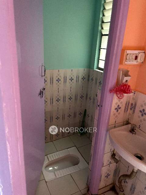 1 BHK Flat In Prathma Building for Rent  In Gw27+w65, Prathama Society Rd, Jjc Colony, Ramtekadi, Hadapsar, Pune, Maharashtra 411013, India