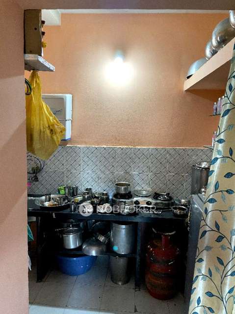 1 BHK Flat In Prathma Building for Rent  In Gw27+w65, Prathama Society Rd, Jjc Colony, Ramtekadi, Hadapsar, Pune, Maharashtra 411013, India