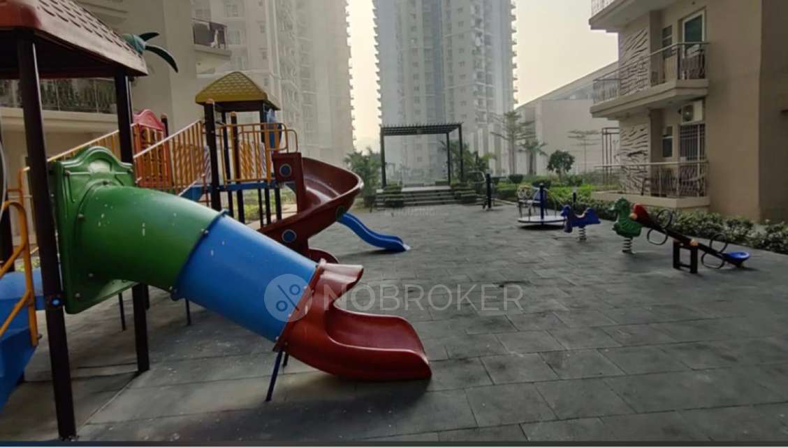 2 BHK Flat In Apex Golf Avenue For Sale  In Sector 1 Apex Golf Avenue 1, Amrapali Leisure Valley